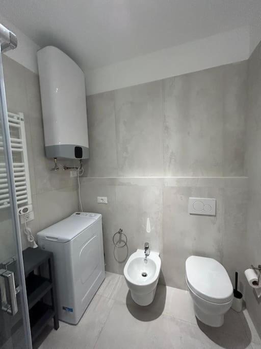 Casa Vacanze Lui ซัน เบเนเดตโต เดล ตรอนโต ภายนอก รูปภาพ